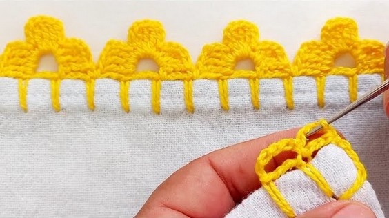 tejer puntillas en crochet amarillas